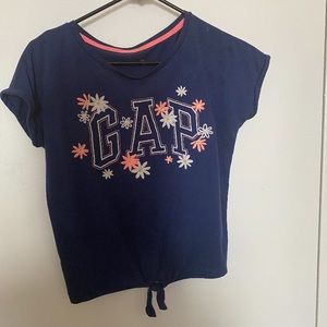 gap navi t shirt , size small